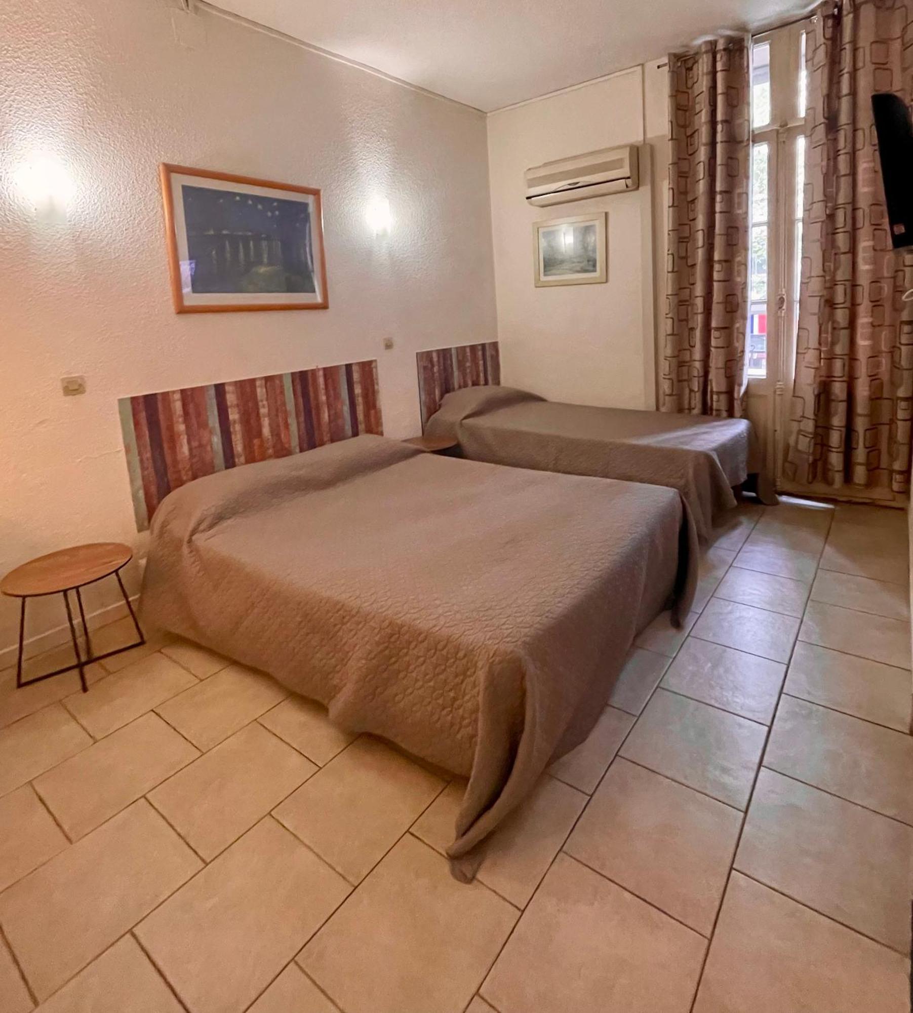Hotel Alexander Perpignan Exterior photo